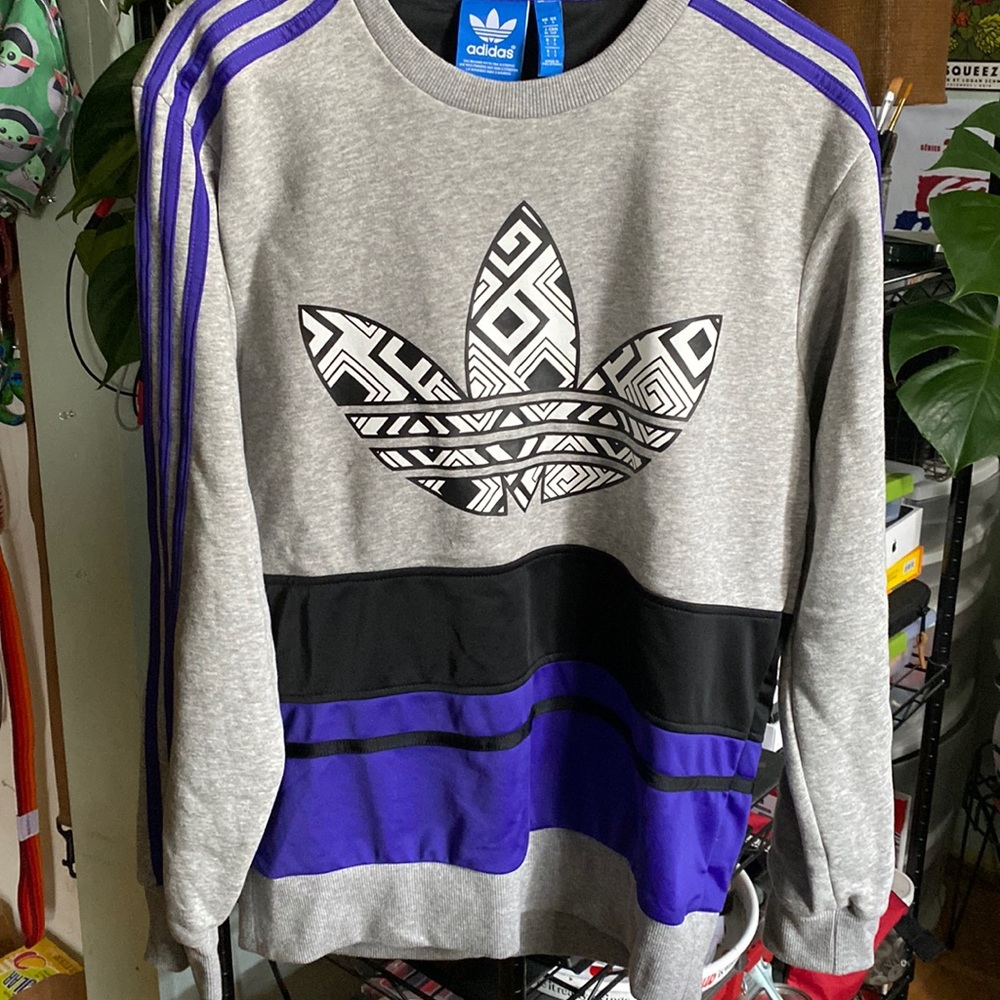 Adidas Crewneck Sweatshirt